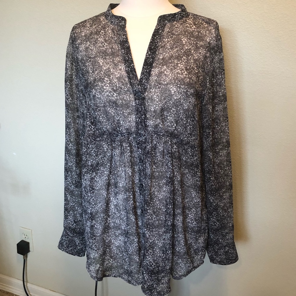 Express Gray Floral Blouse